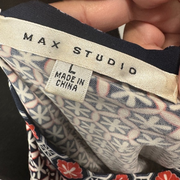 Max Studio Geo Print Long Sleeve Dress - Picture 5 of 9